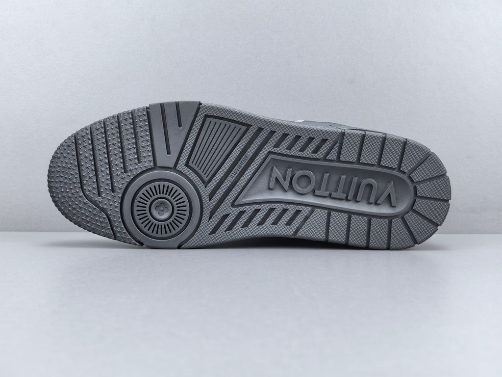 Lv Trainer