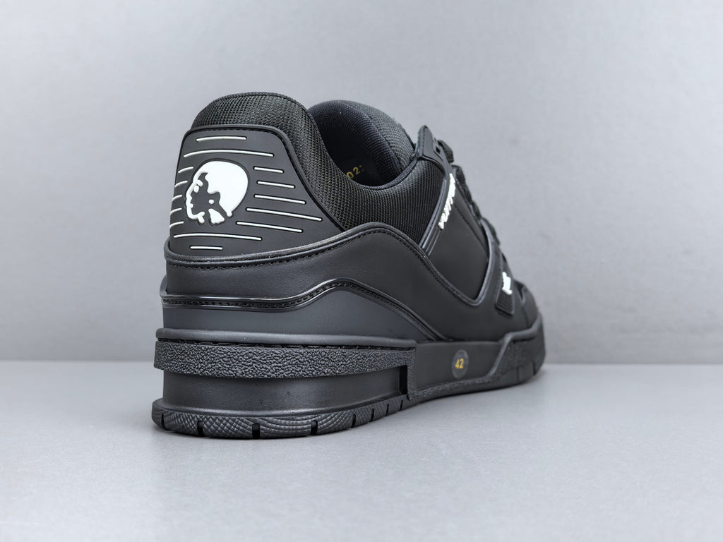 Lv Trainer