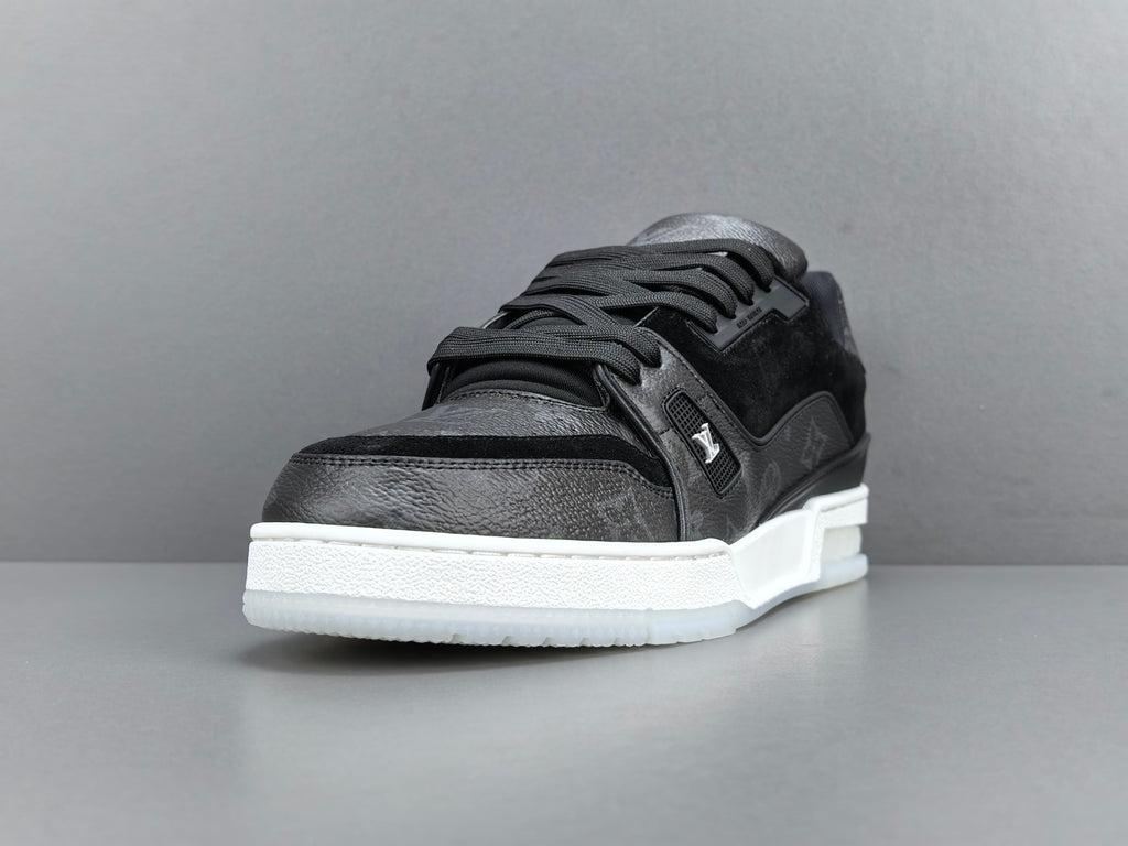 Lv Trainer