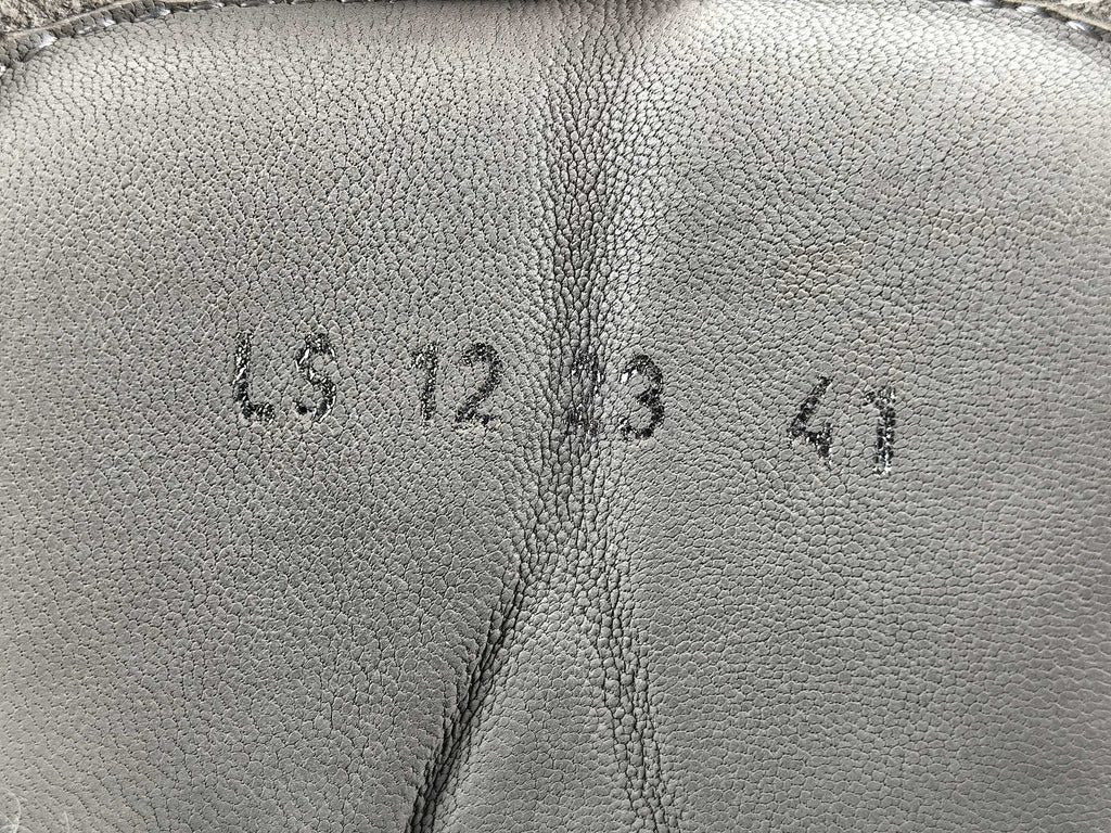 B33