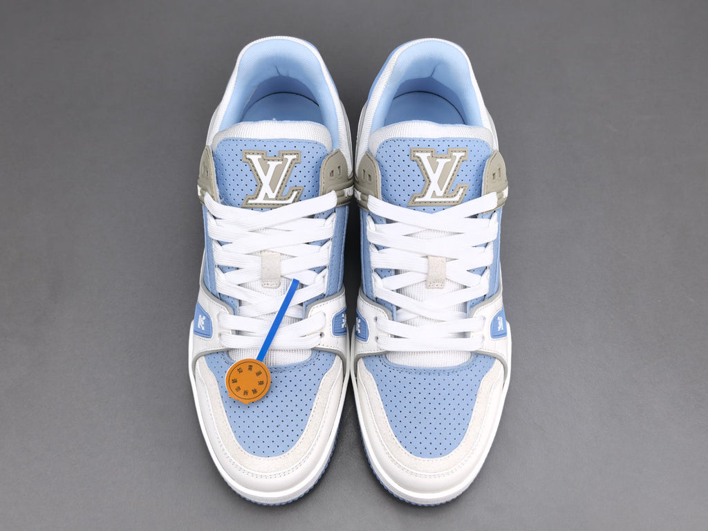 Lv Trainer