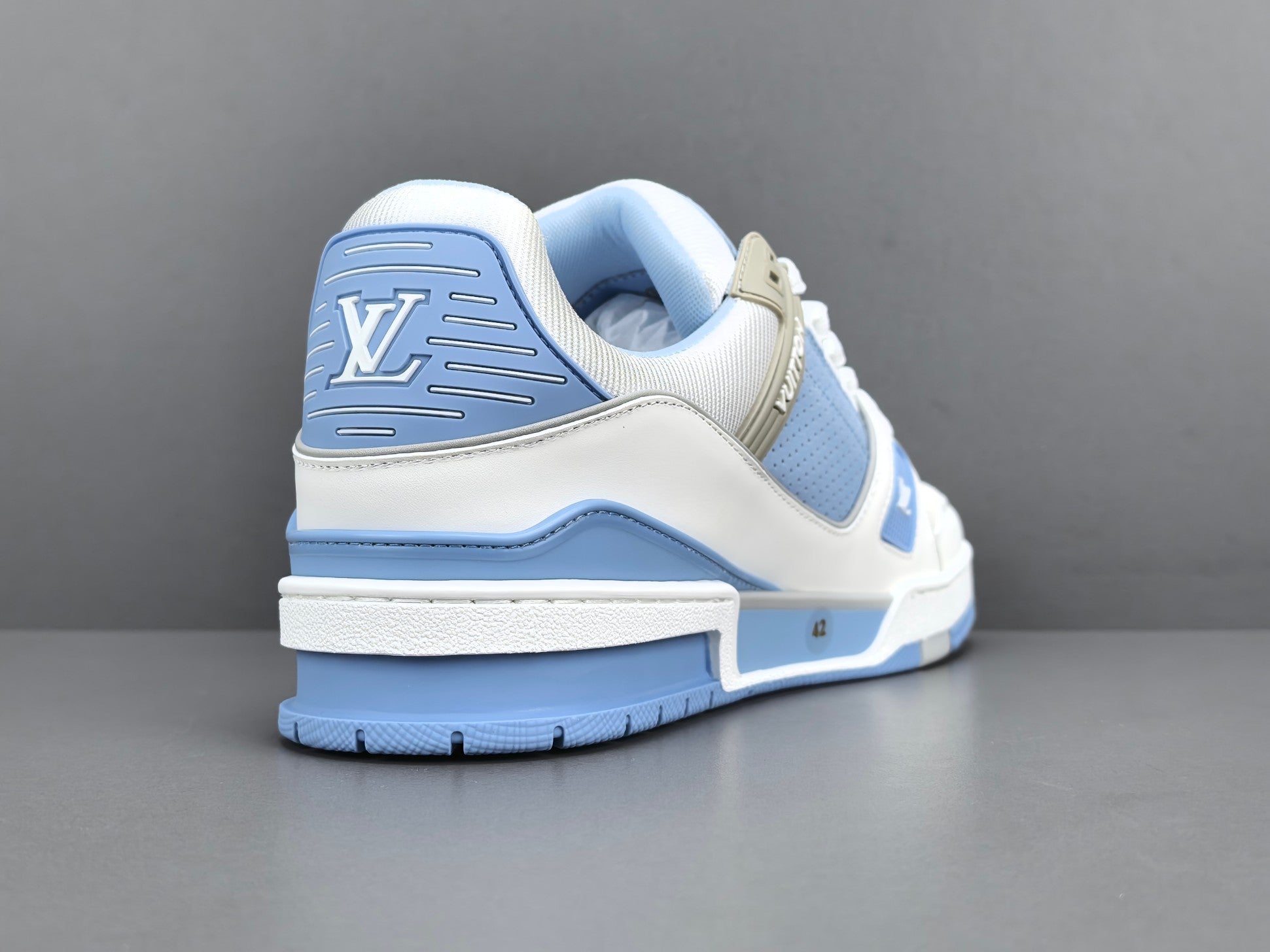Lv Trainer