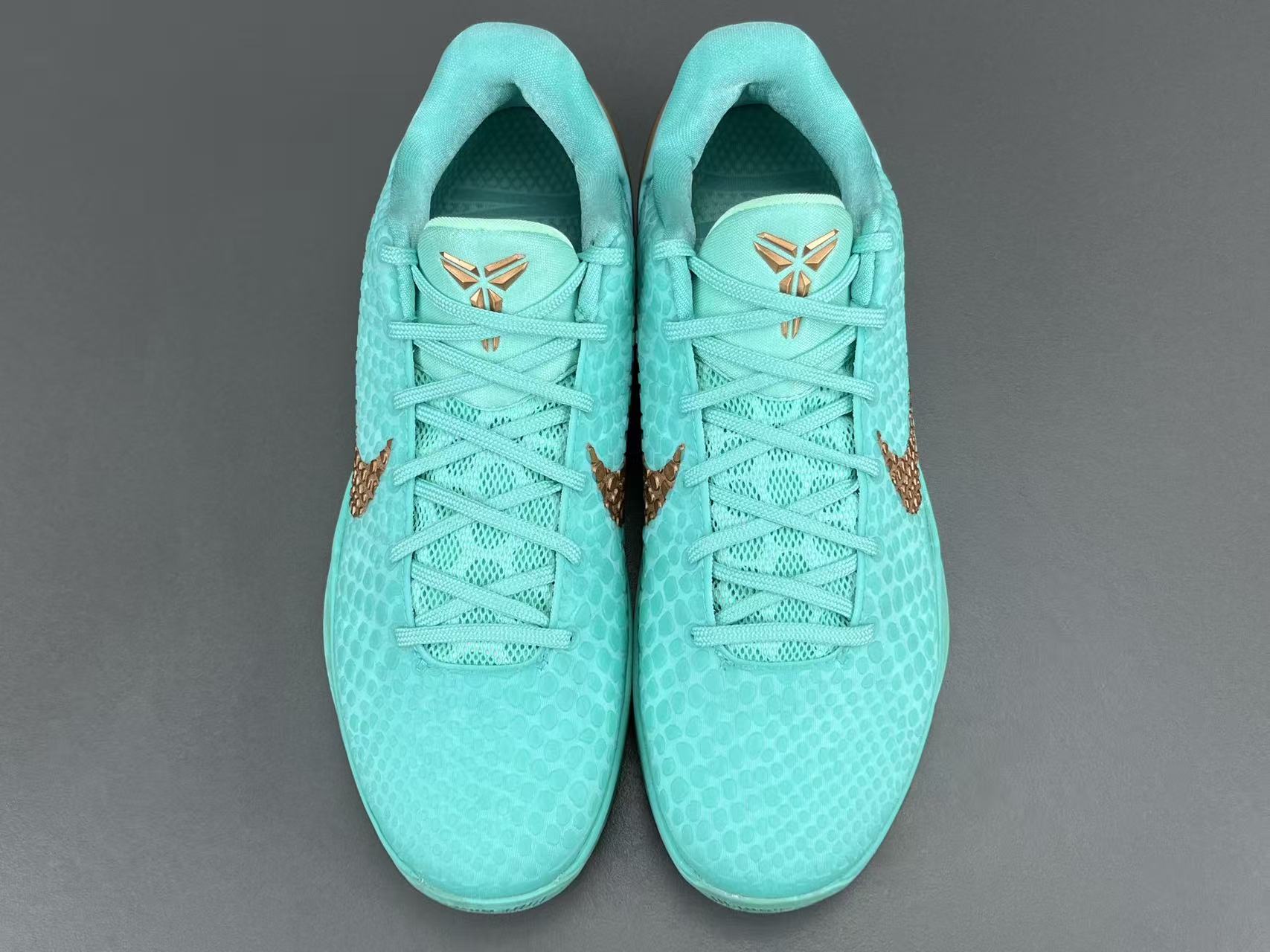 Jalen Brunson x Nike Zoom Kobe 6 Protro Statue of Liberty PE