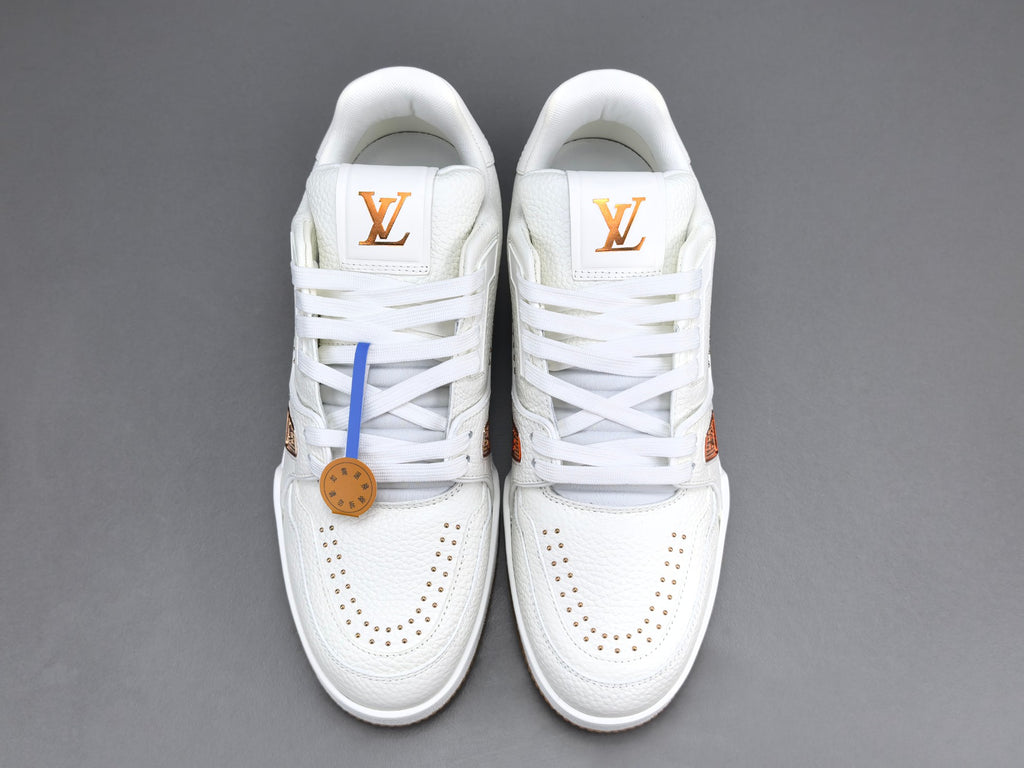 Lv Trainer