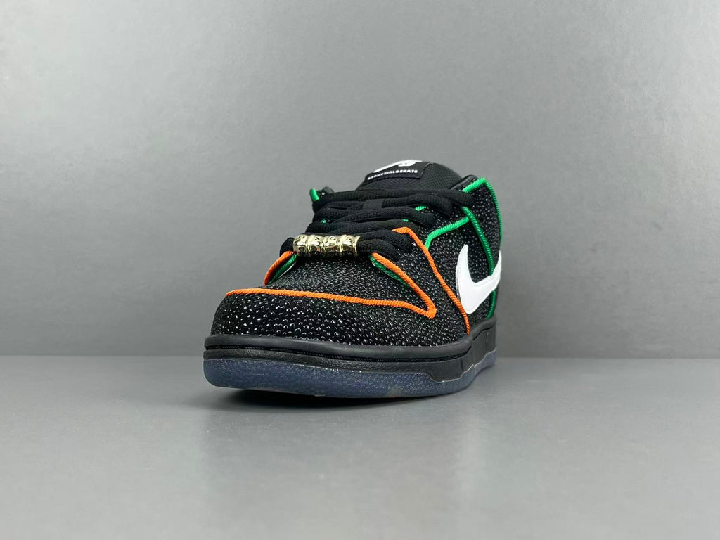 Bronx Girls Skate x Nike Dunk SB Low Pro QS