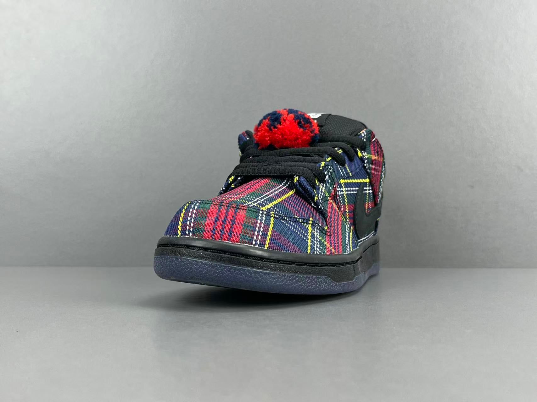 Supreme x NK Dunk Low SUP