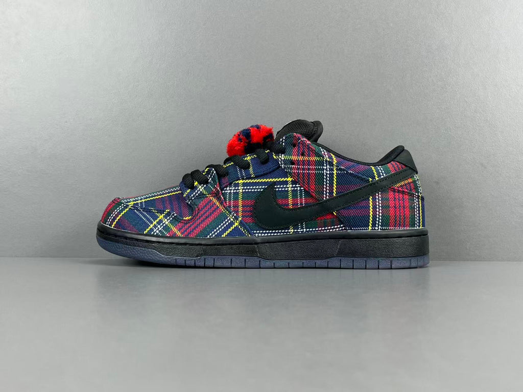 Supreme x NK Dunk Low SUP