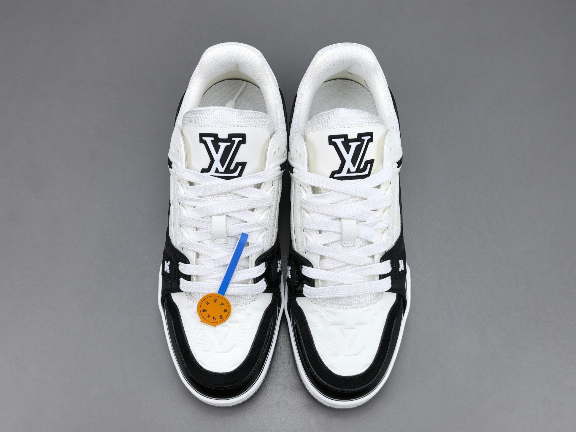 Lv Trainer
