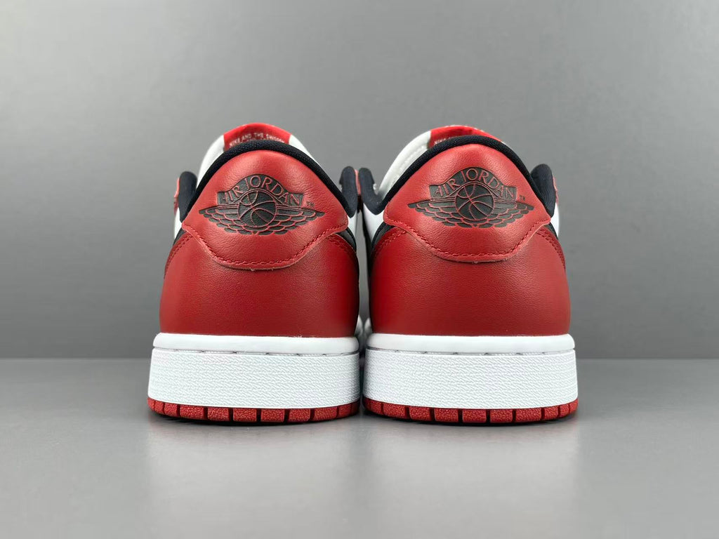 Air Jordan 1 Low OG "Black Muslin Varsity Red"