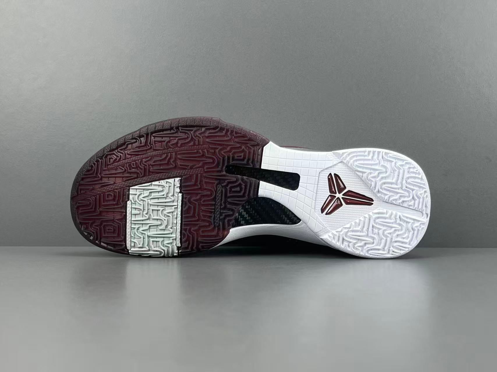 Nike Zoom Kobe 5 lower Merion Aces  Away