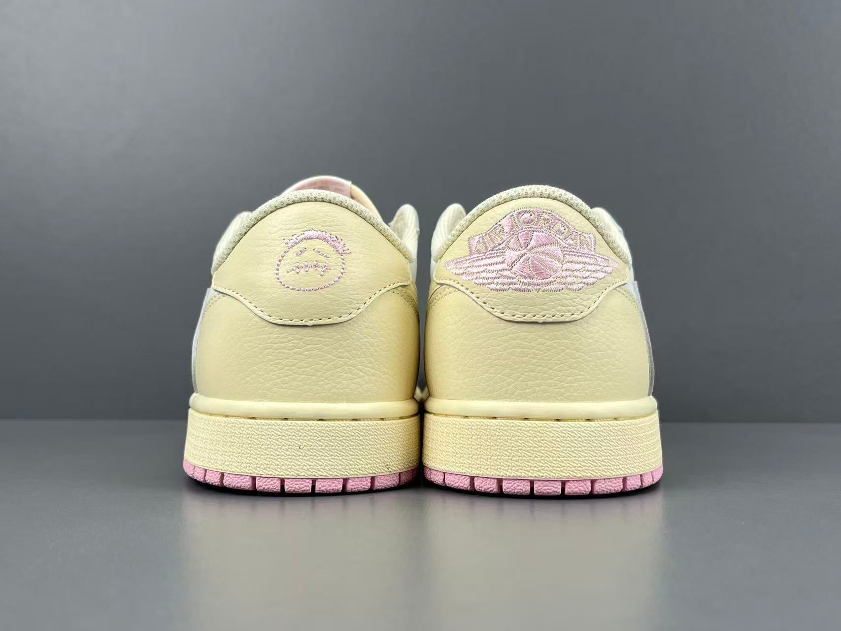 Travis Scott x Jordan Air Jordan 1 Low OG