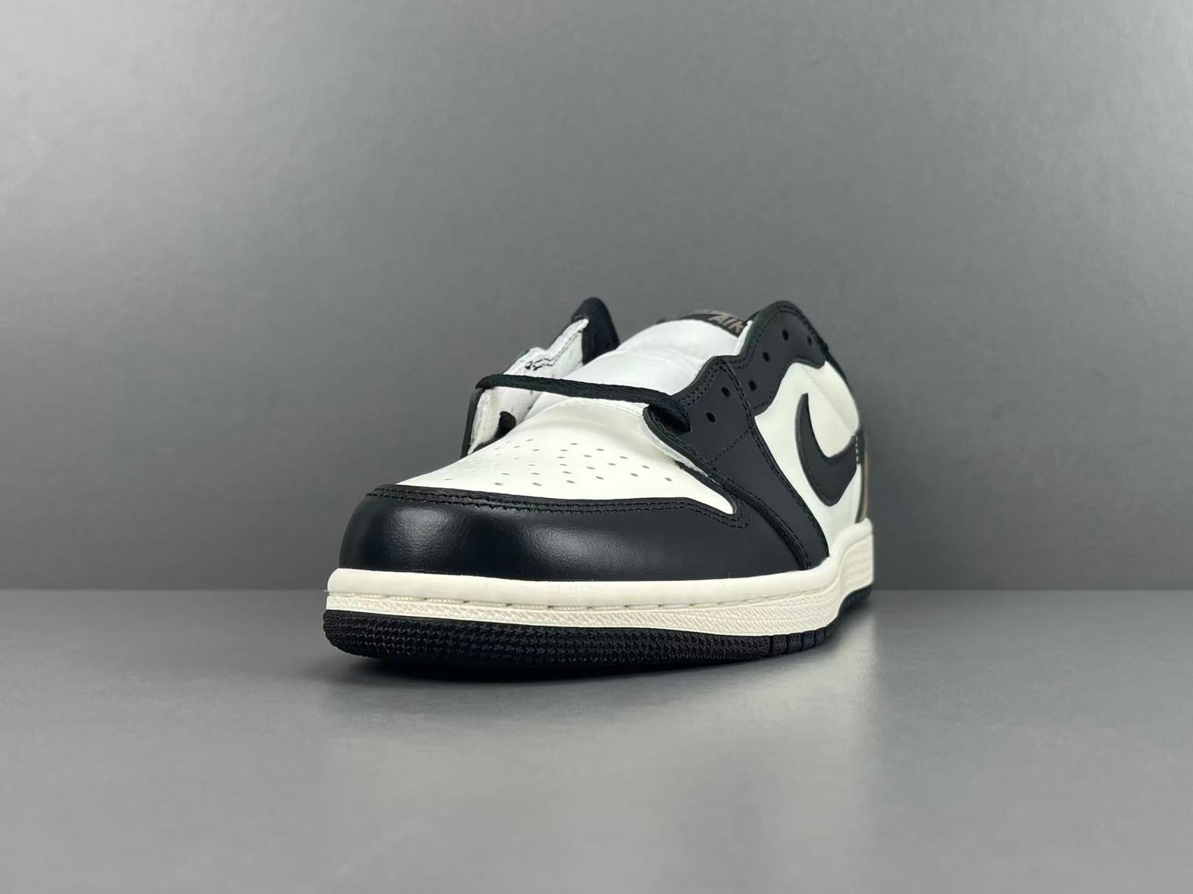 Jordan Air Jordan 1 Low OG "Mocha"