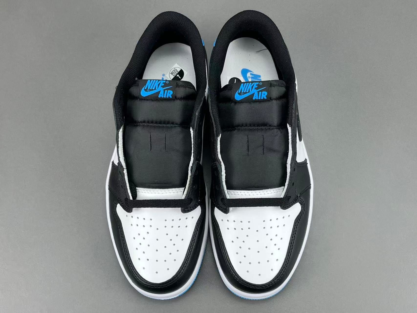 Jordan Air Jordan 1 og "black blue toe"