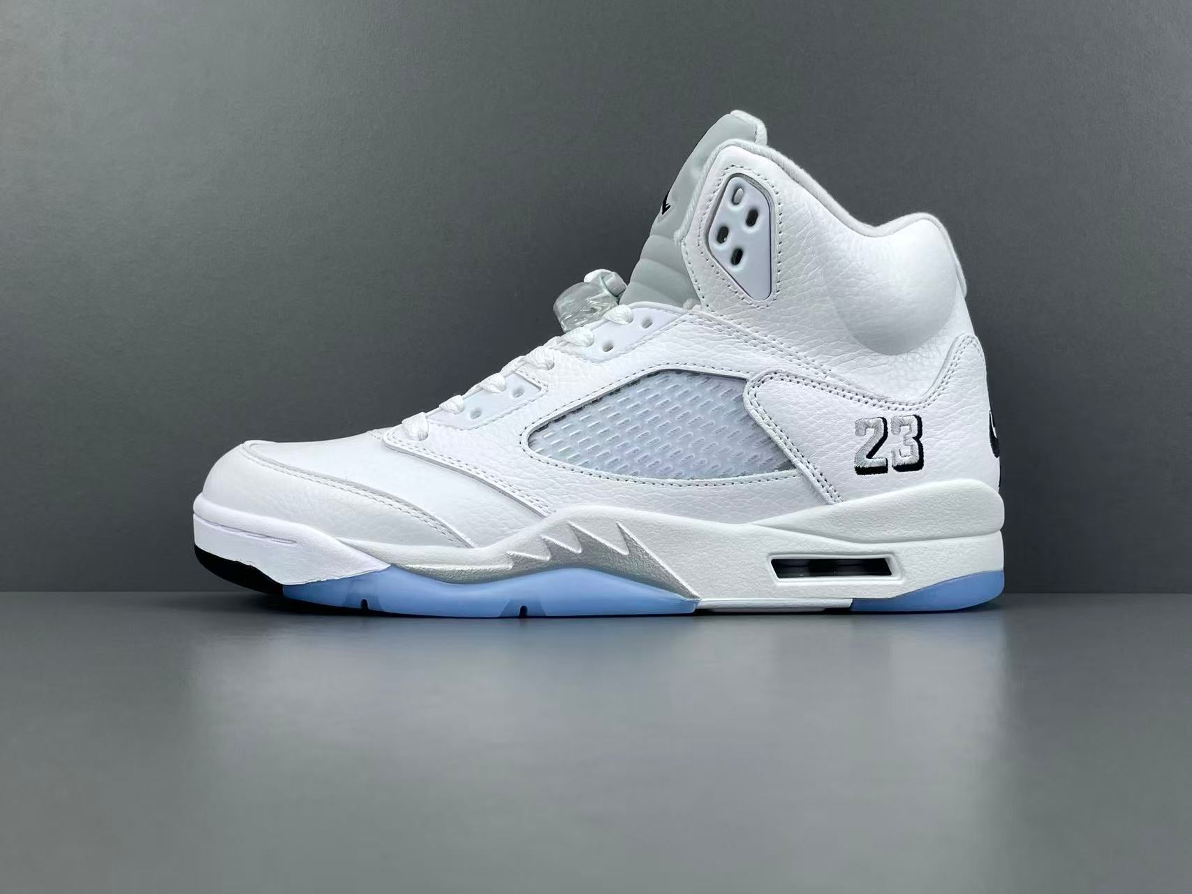 Air Jordan 5 Retro "Metallic Silver"