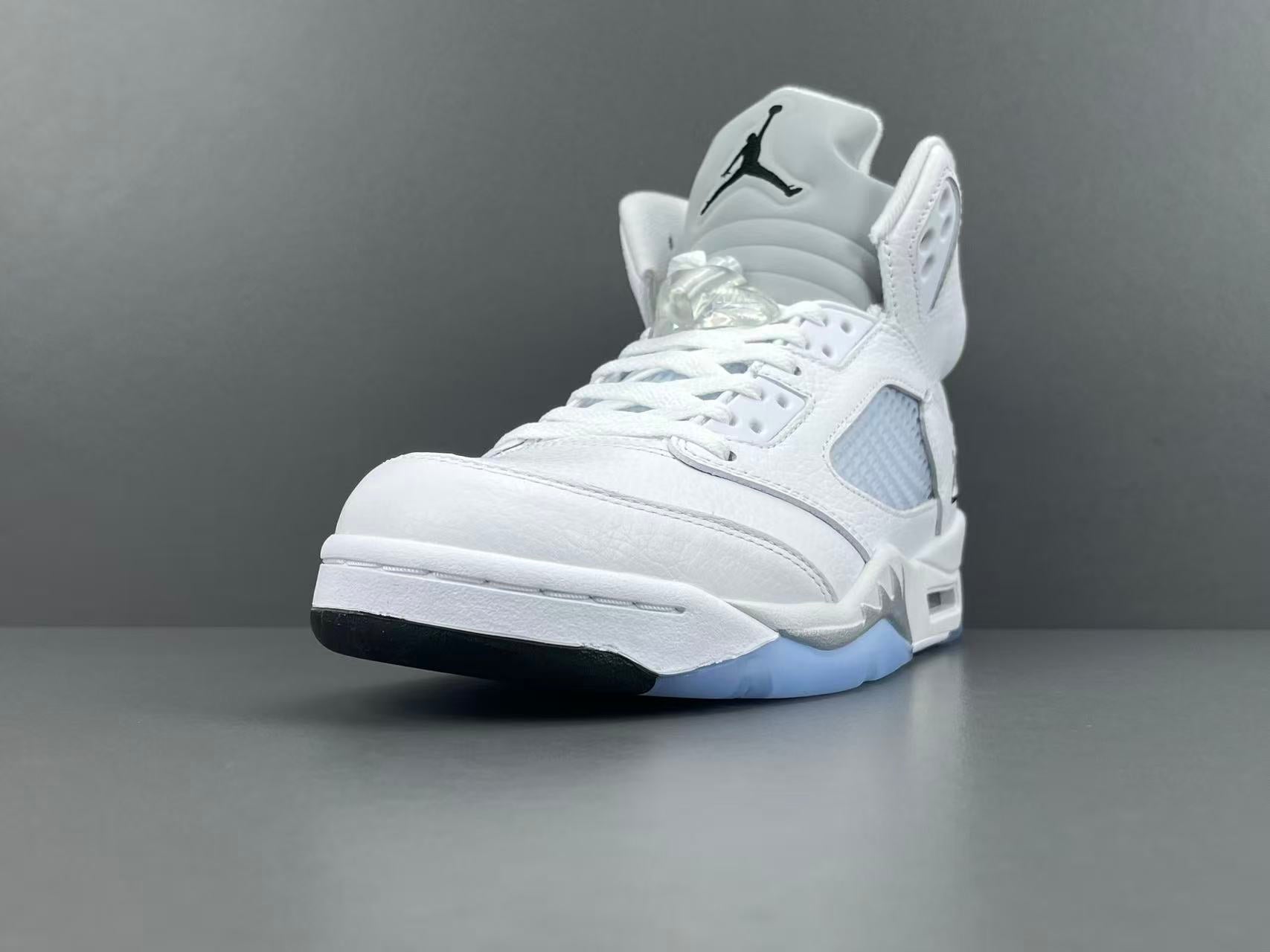 Air Jordan 5 Retro "Metallic Silver"