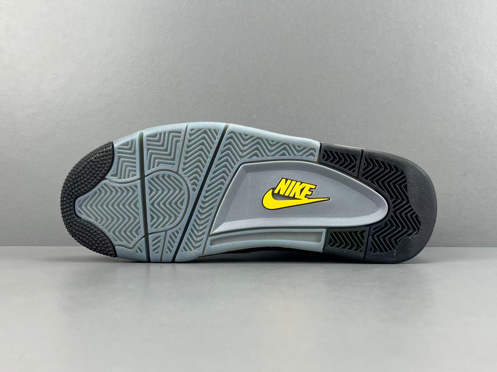 Jordan Air Jordan 4 Retro “LAKERS”