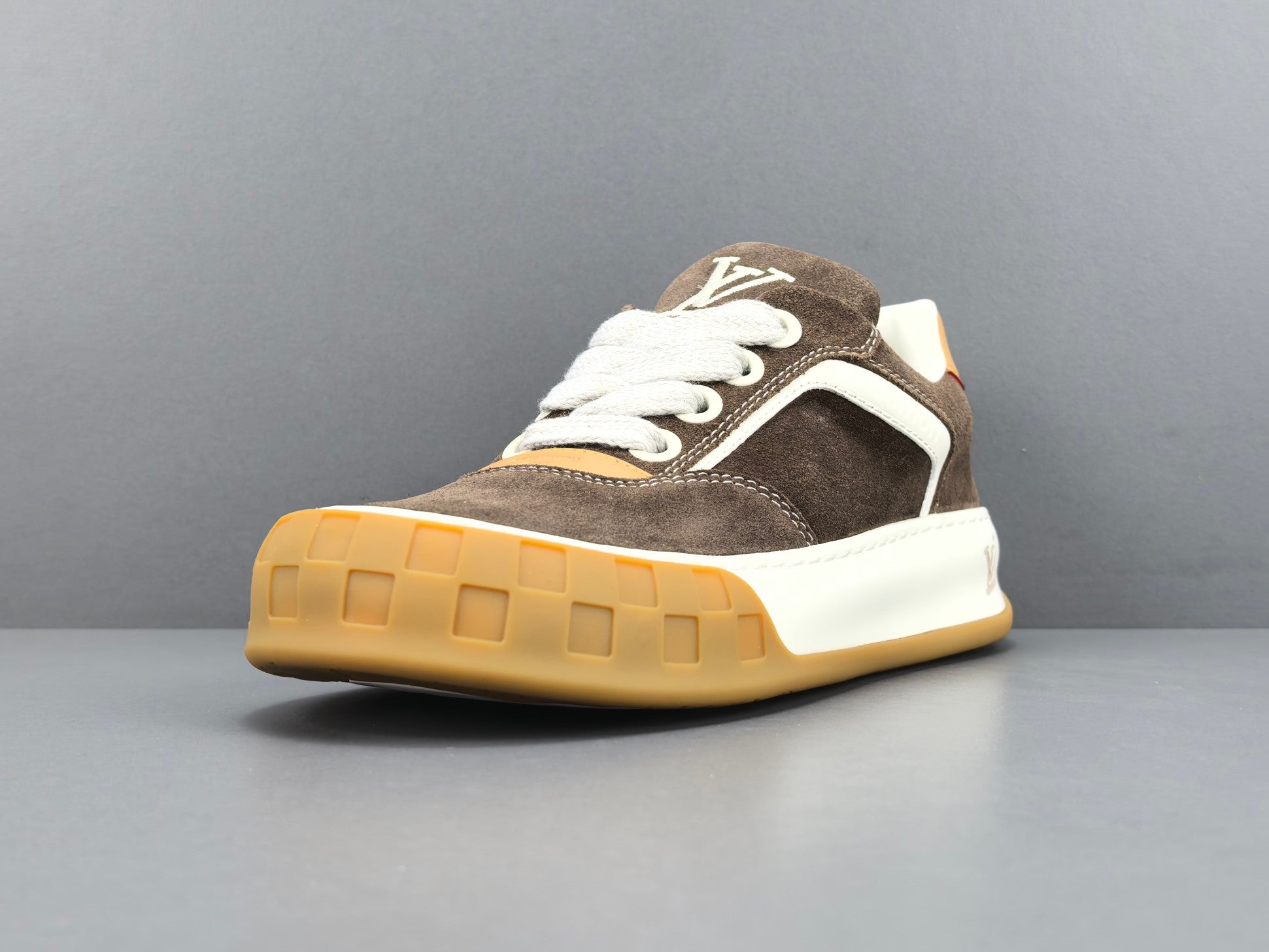 Lv Tilted