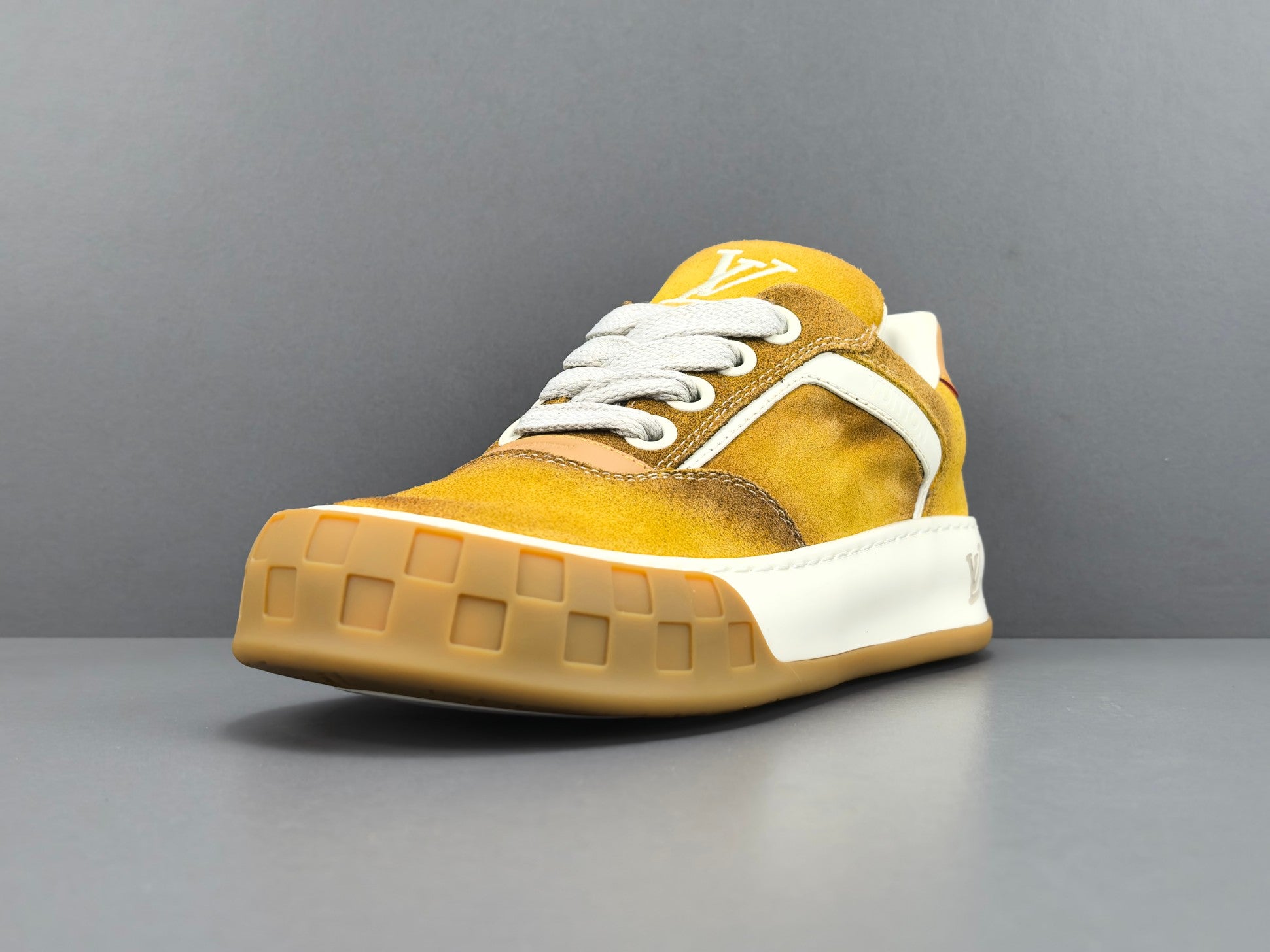Lv Tilted