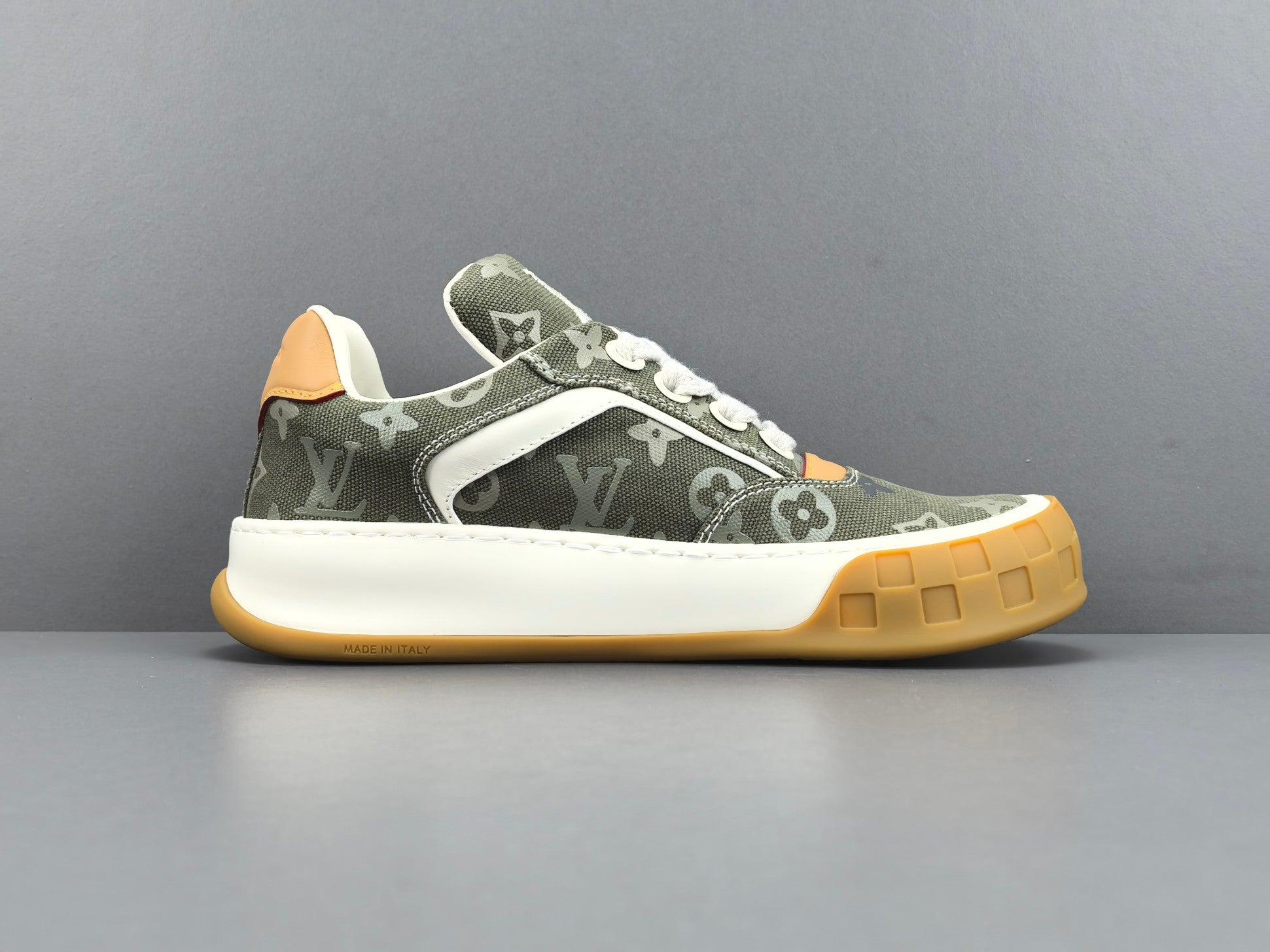 Lv Tilted