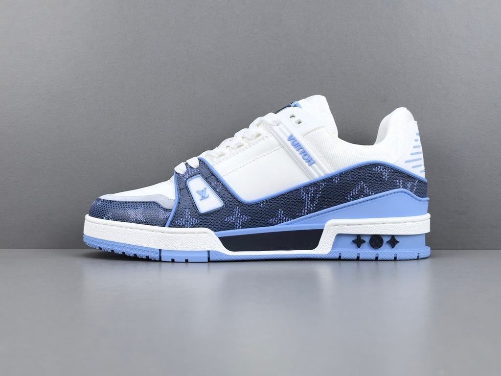 Lv Trainer