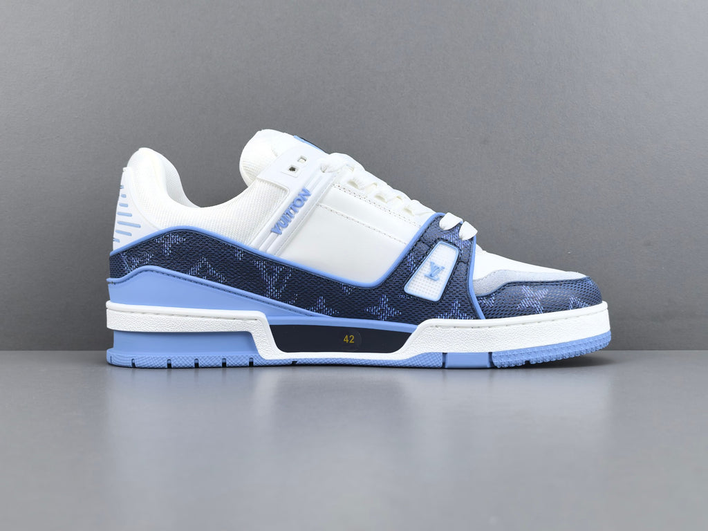 Lv Trainer