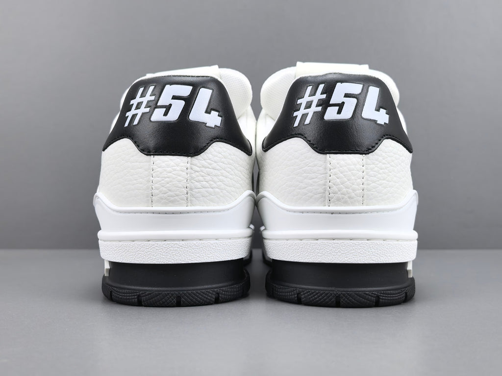 Lv Trainer