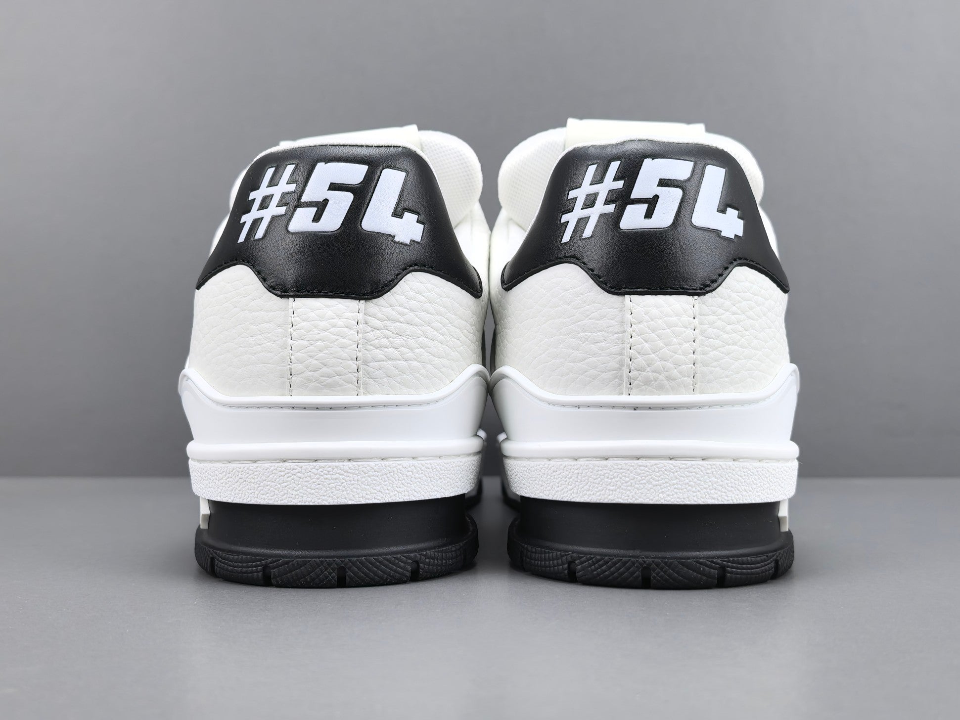 Lv Trainer