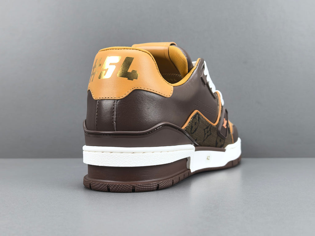 Lv Trainer