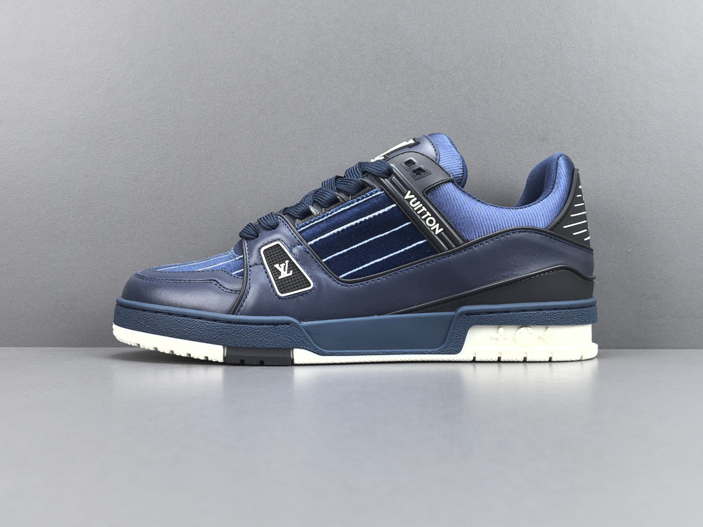 Lv Trainer