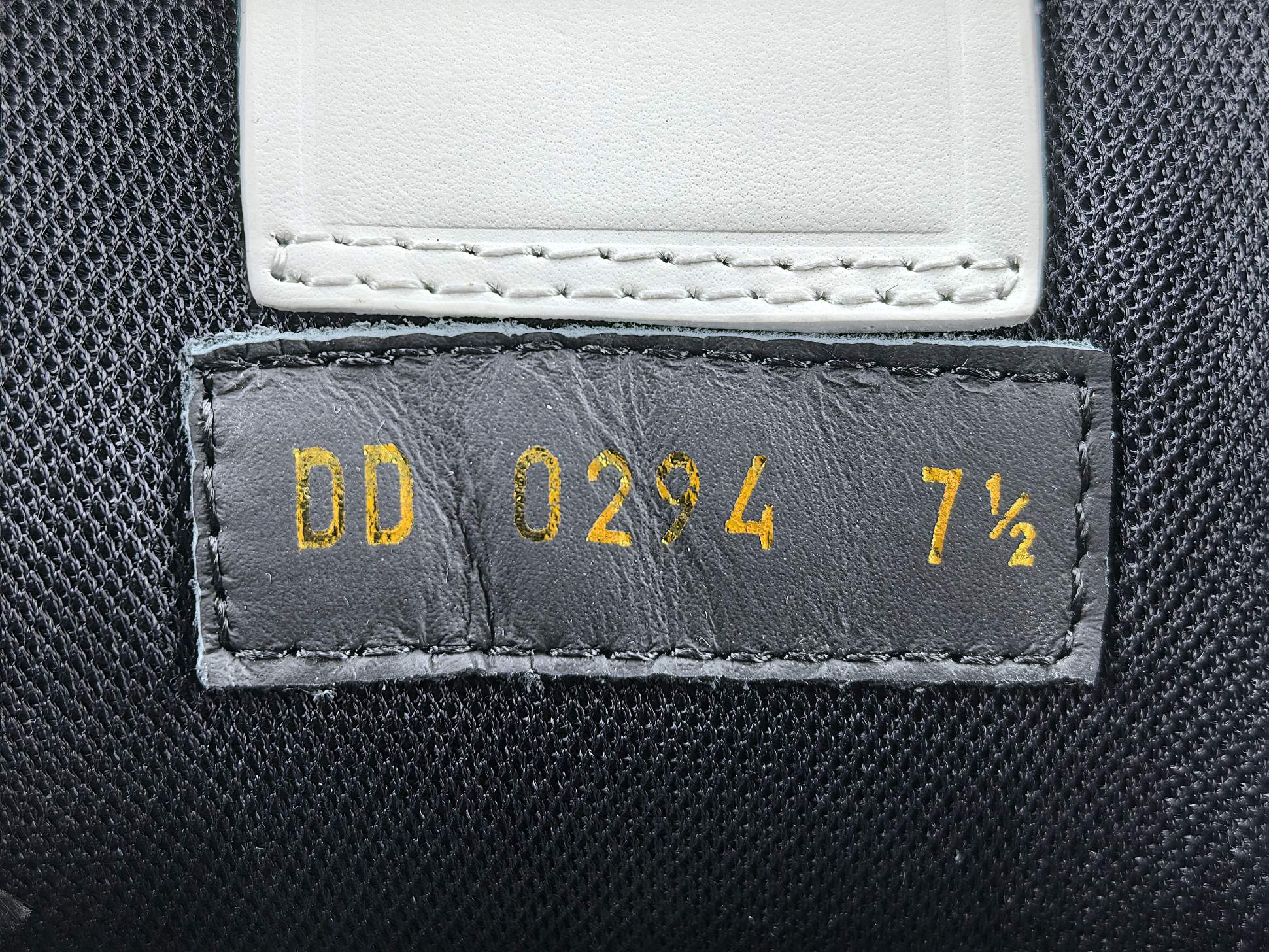 Lv Trainer