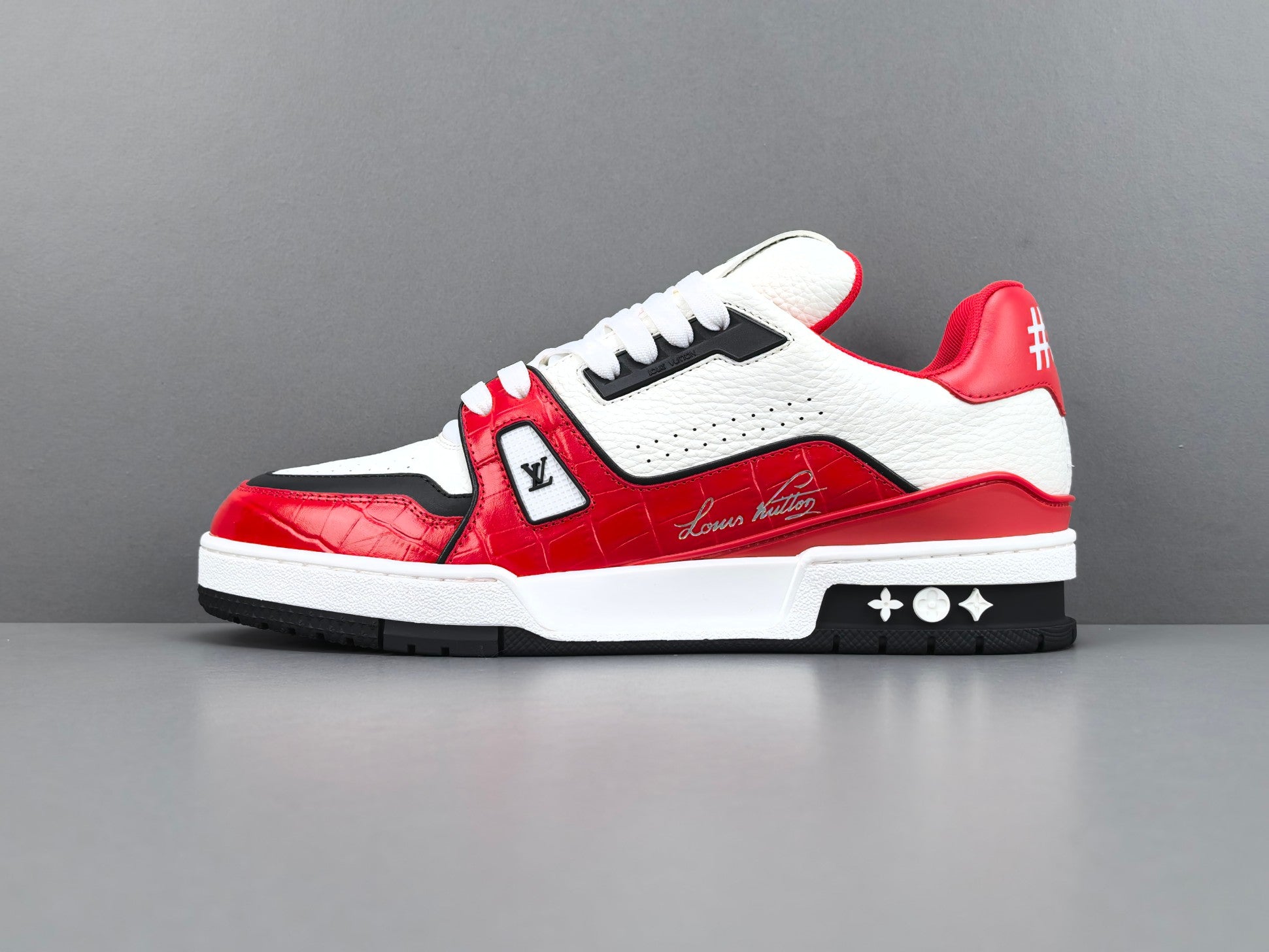 Lv Trainer