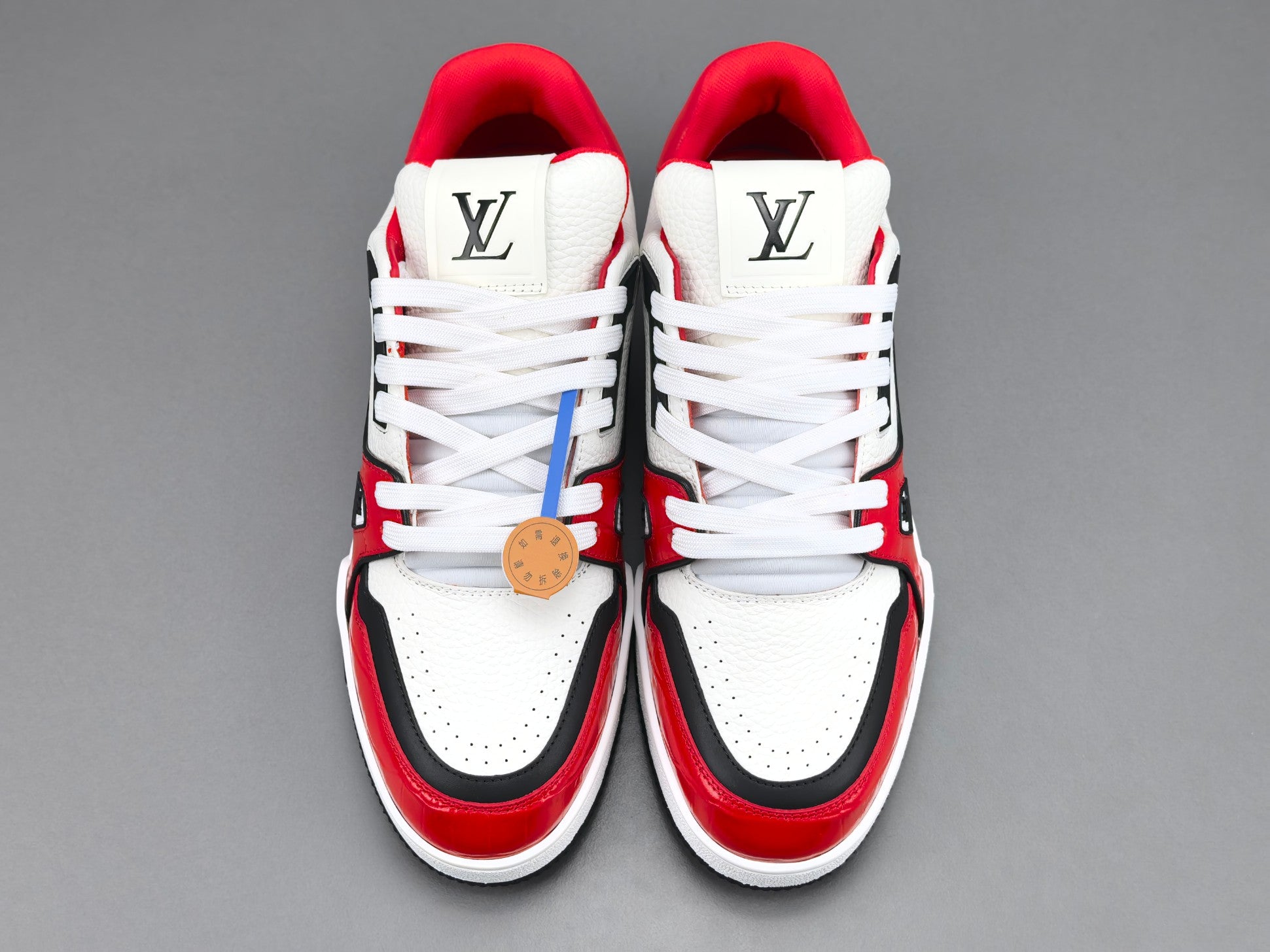 Lv Trainer