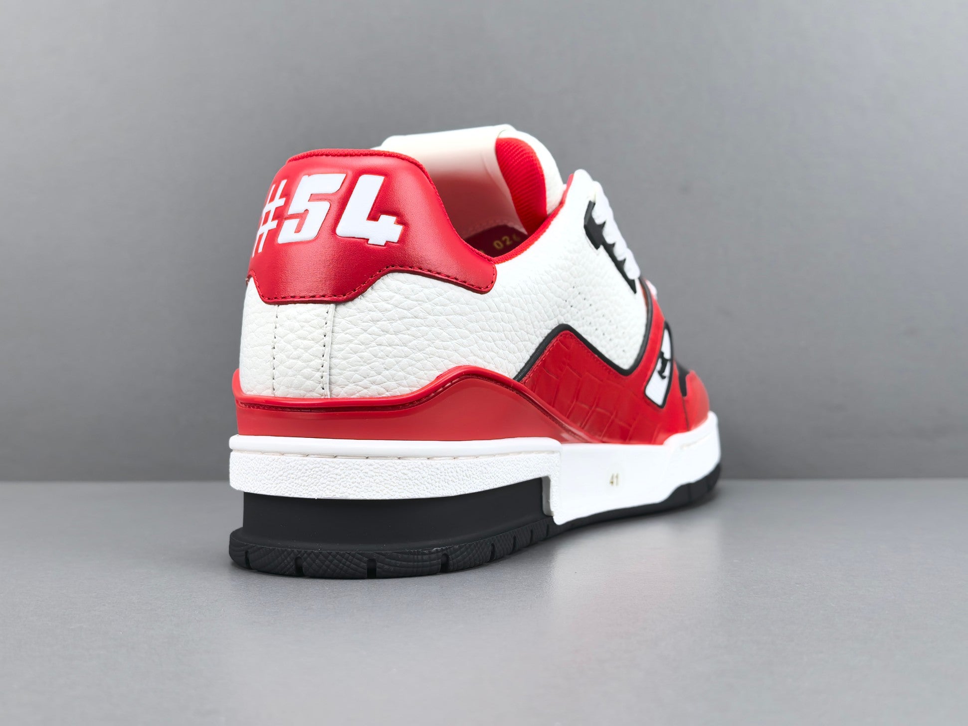 Lv Trainer