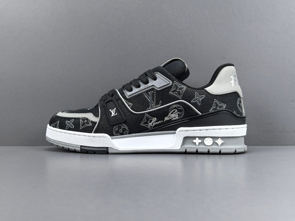 Lv Trainer