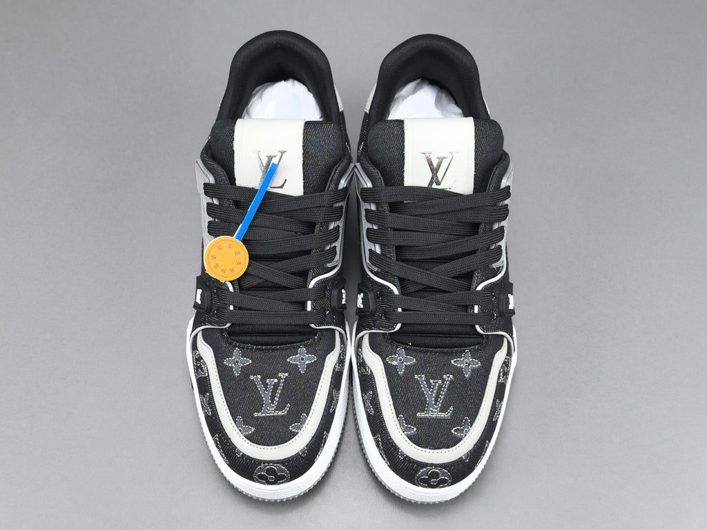 Lv Trainer