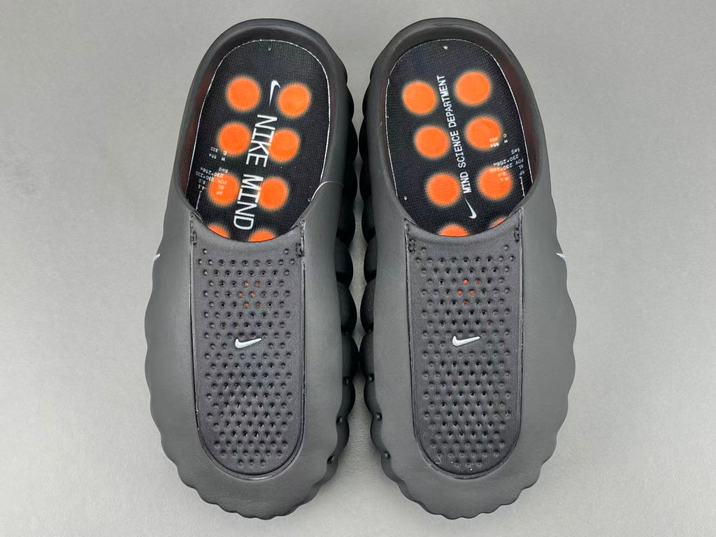 Nike Mind 001