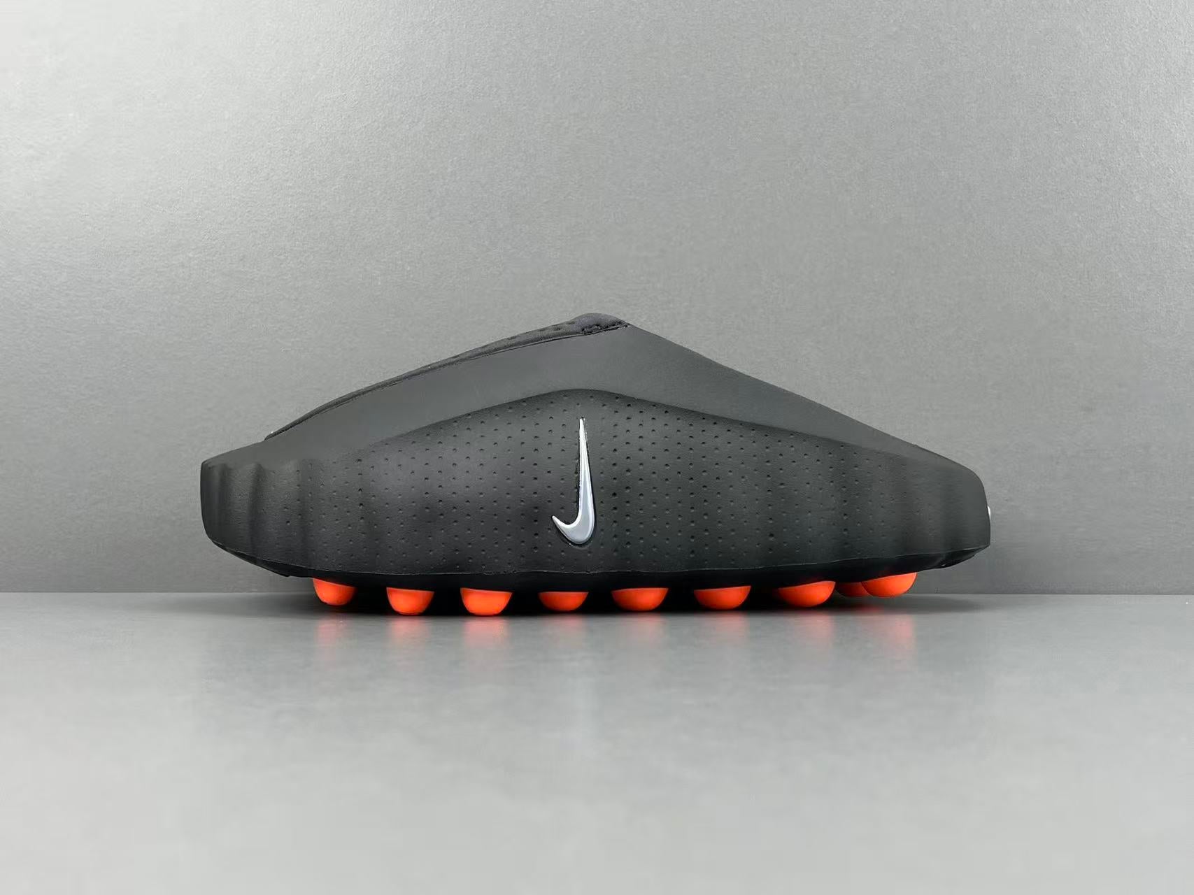 Nike Mind 001