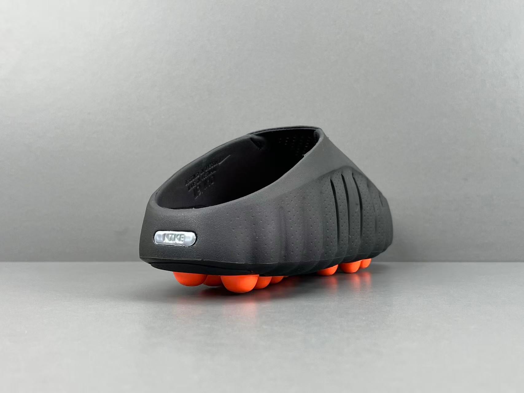 Nike Mind 001