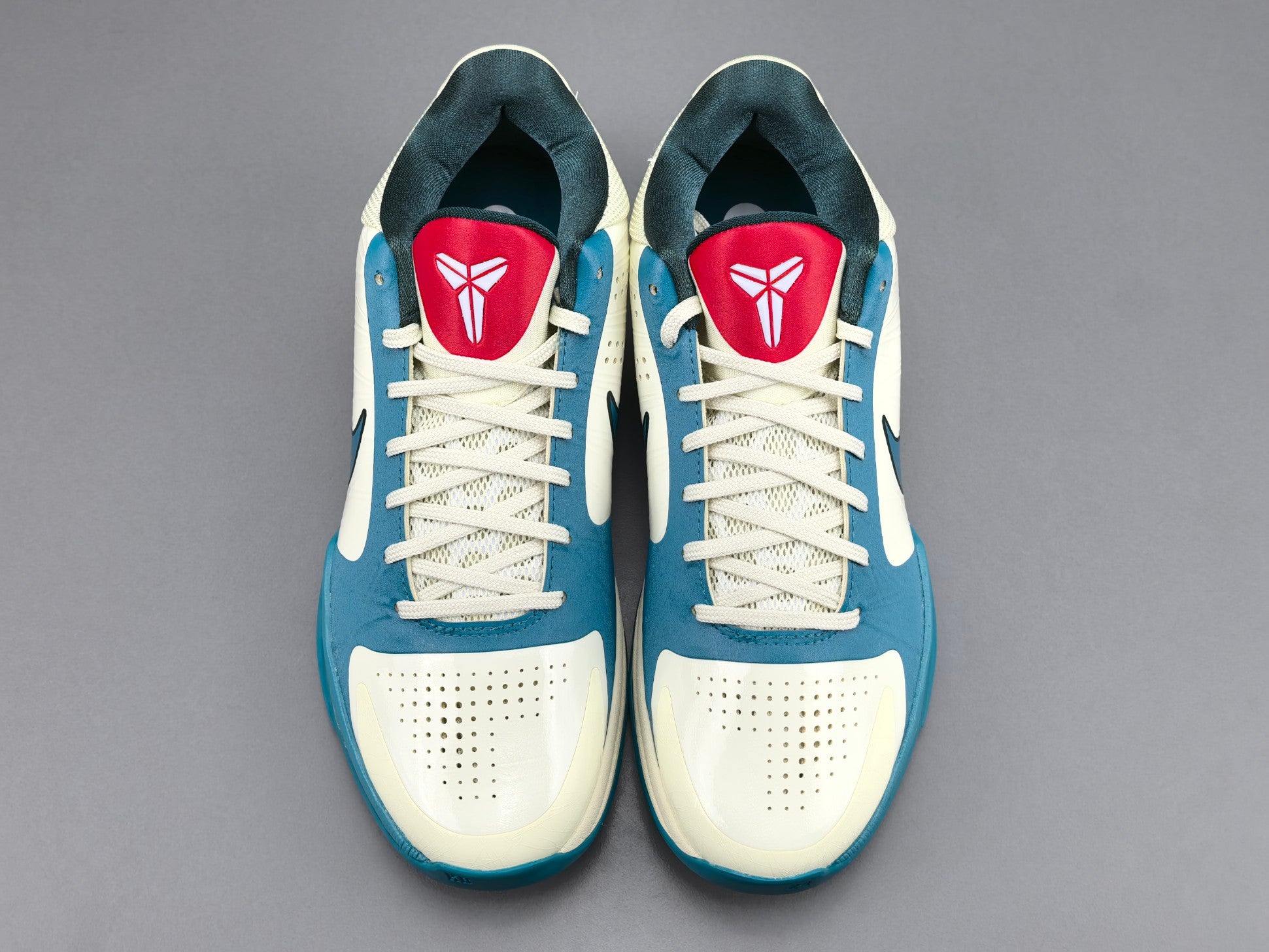 Nike Zoom Kobe 5 Caitlin Clark Protro