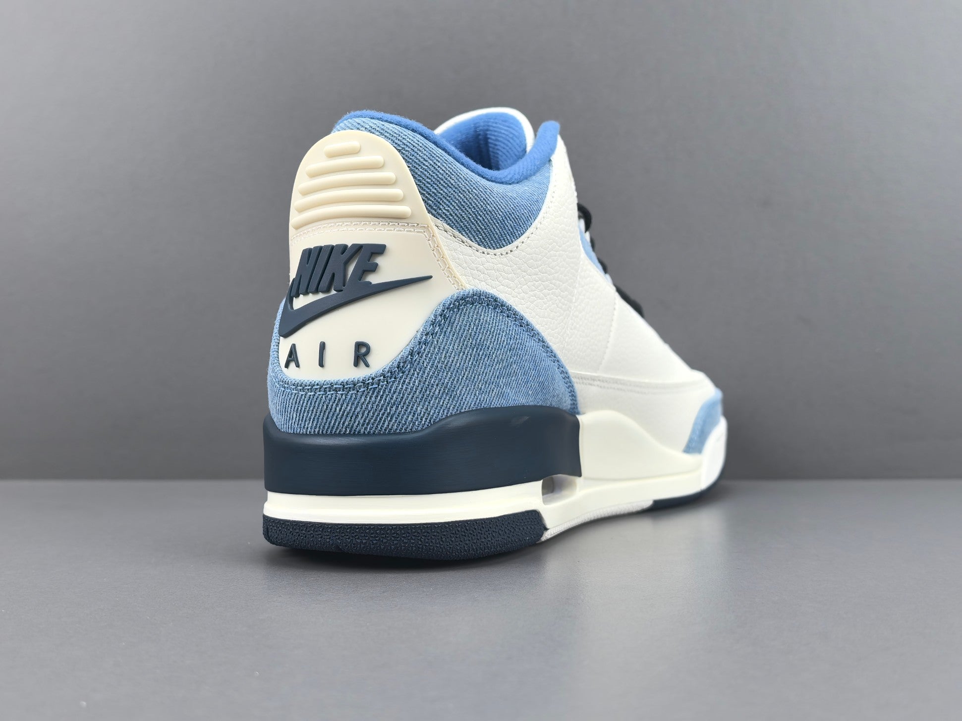 levi’s × Jordan Air Jordan 3 Retro SP