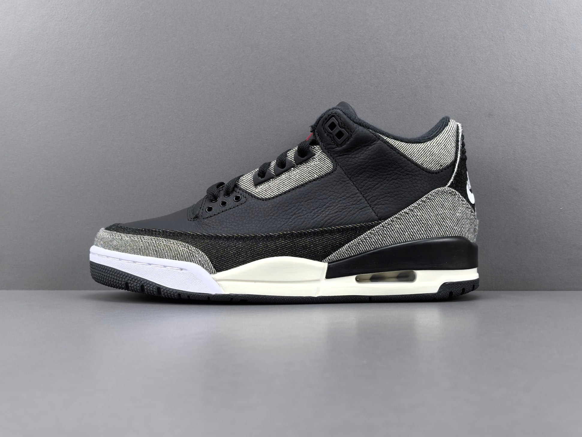 levi’s × Jordan Air Jordan 3 Retro SP