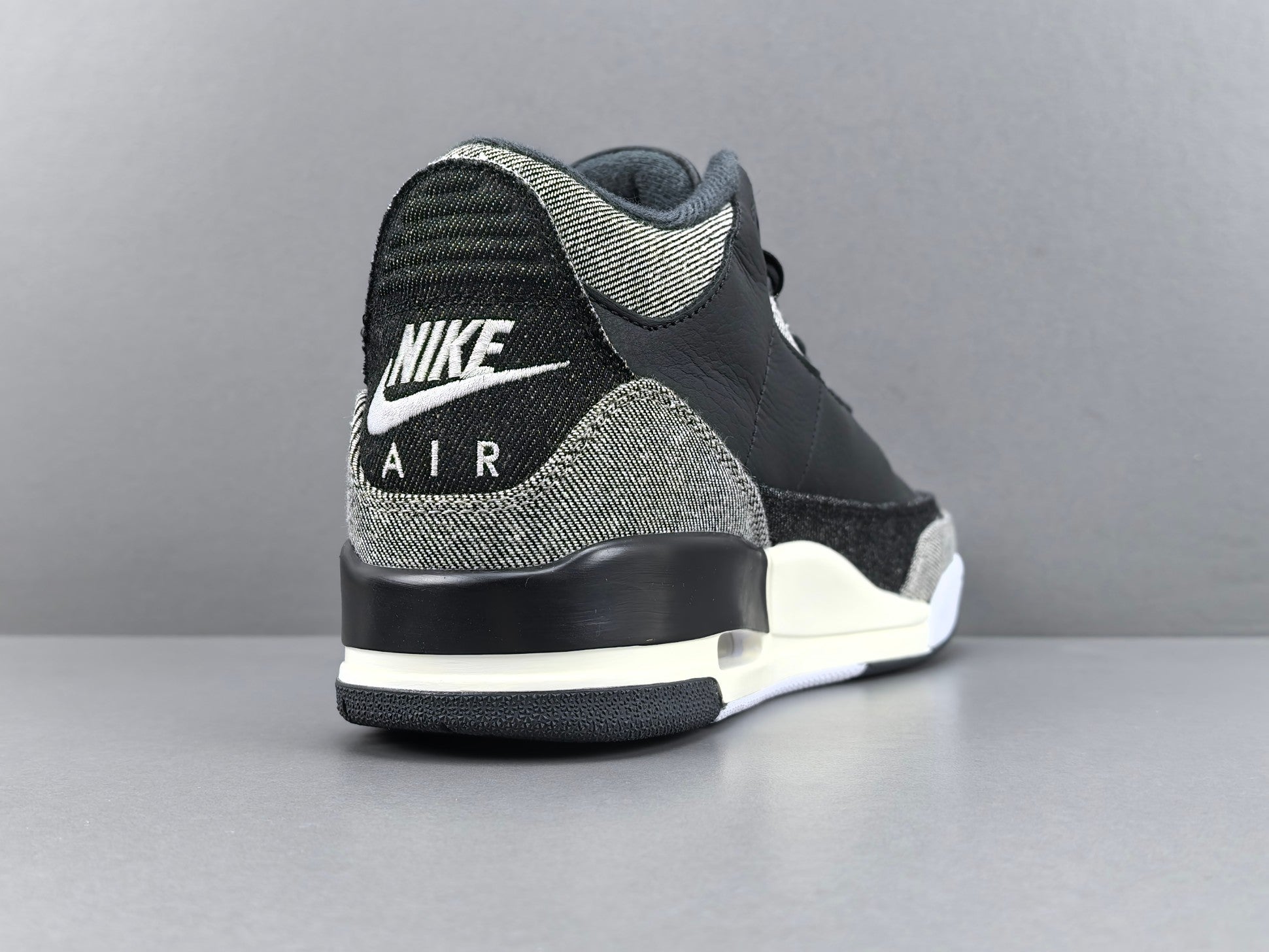 levi’s × Jordan Air Jordan 3 Retro SP