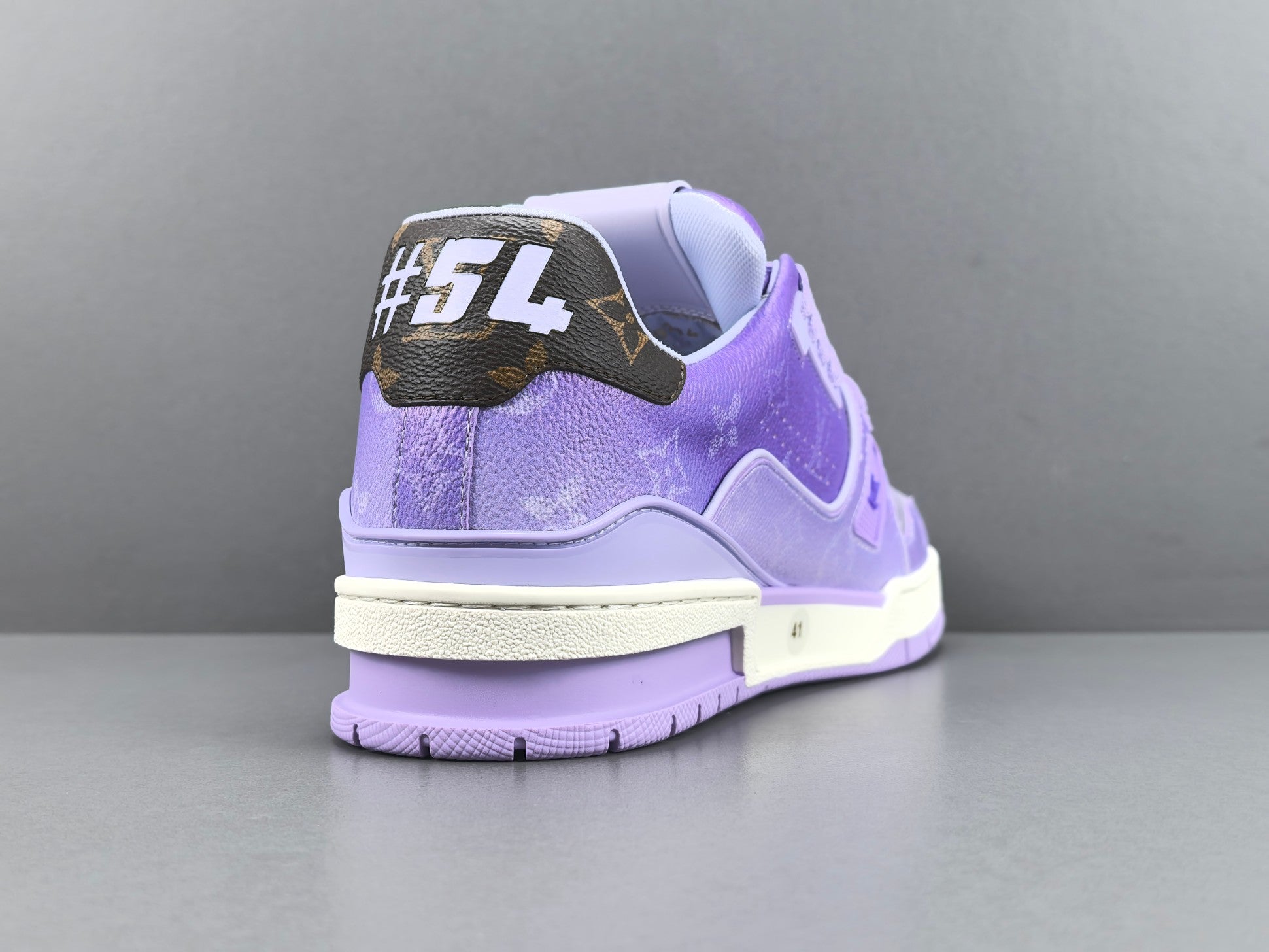 Lv Trainer