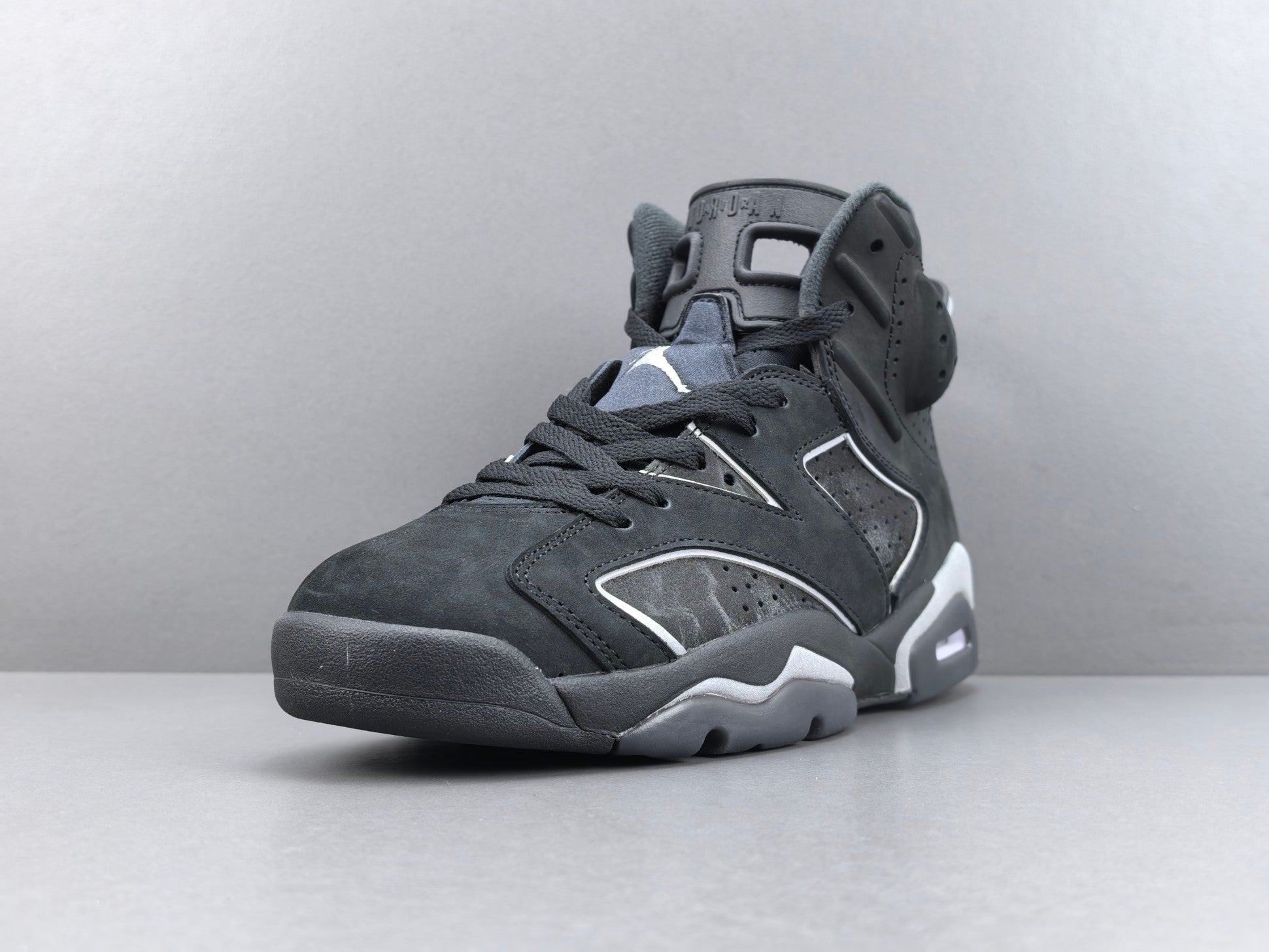 Air Jordan 6 "Cap and Gown"