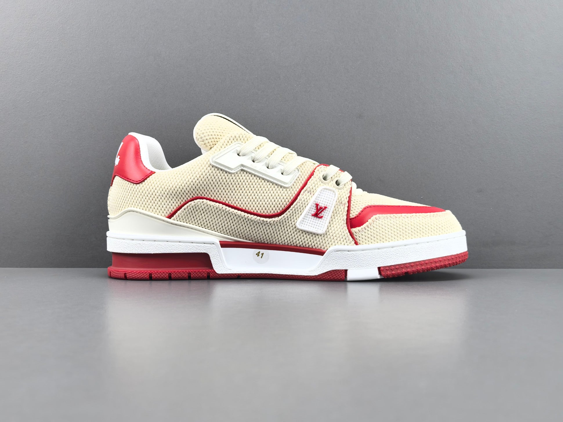 Lv Trainer