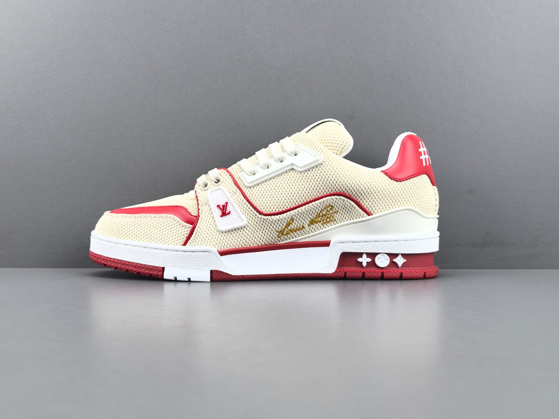 Lv Trainer