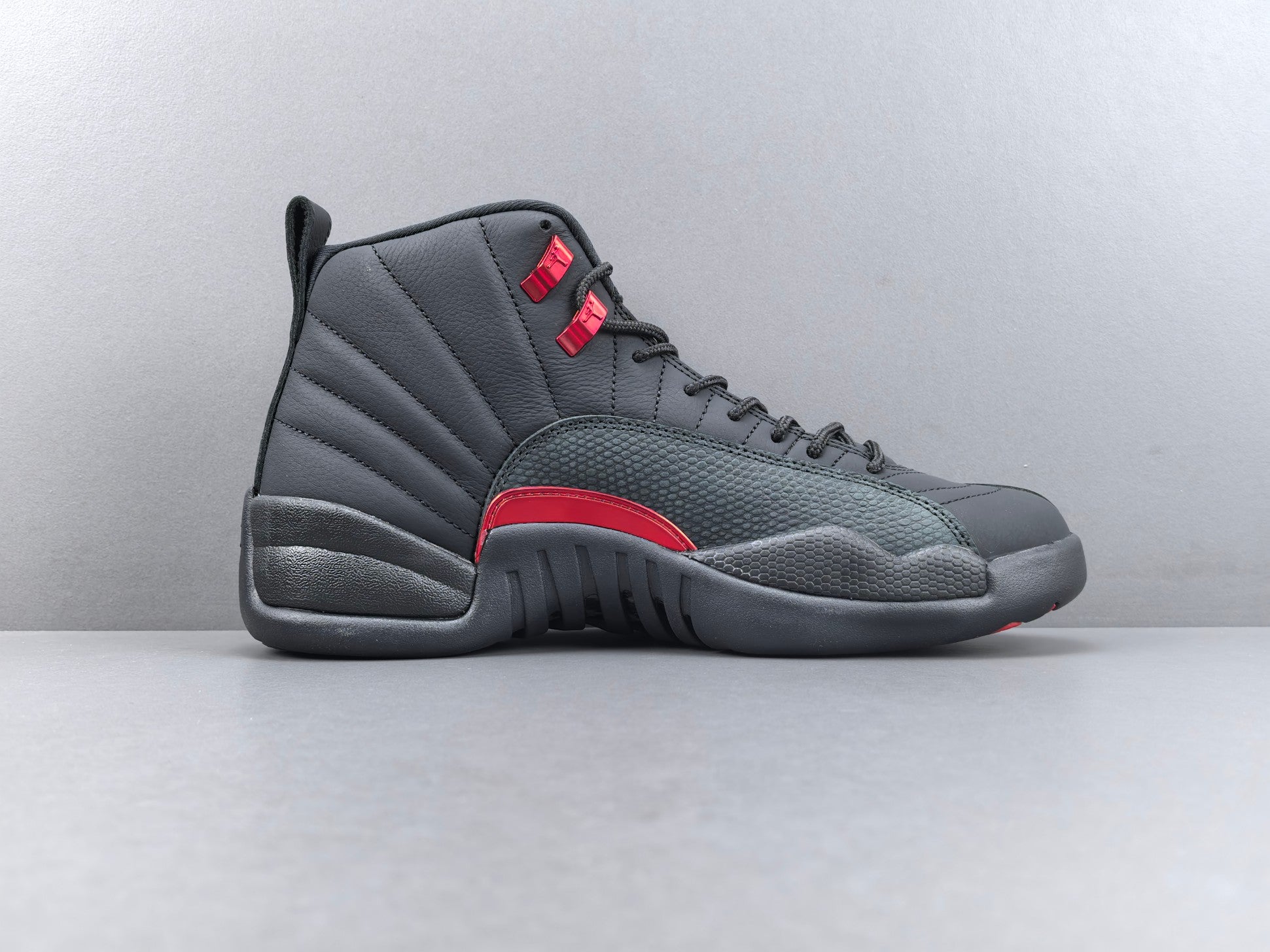Jordan Air Jordan 12 Retro "Bloodline"