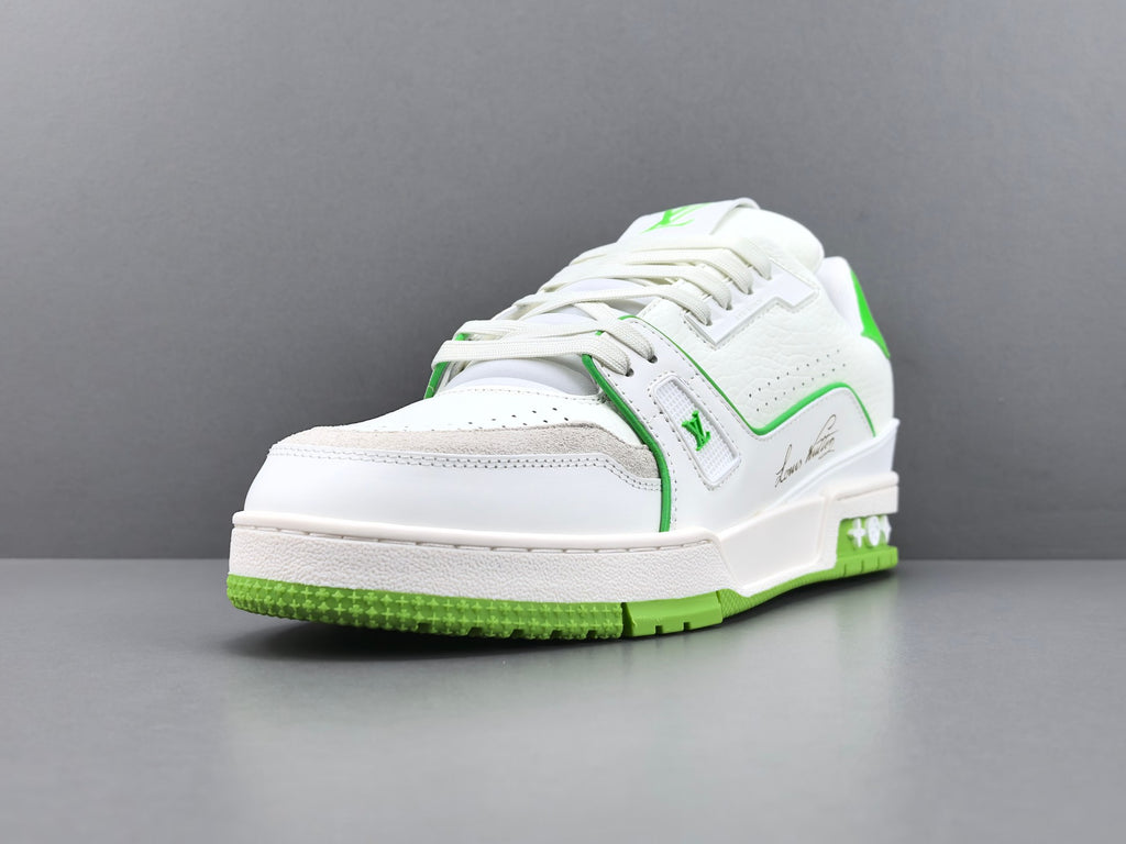 Lv Trainer