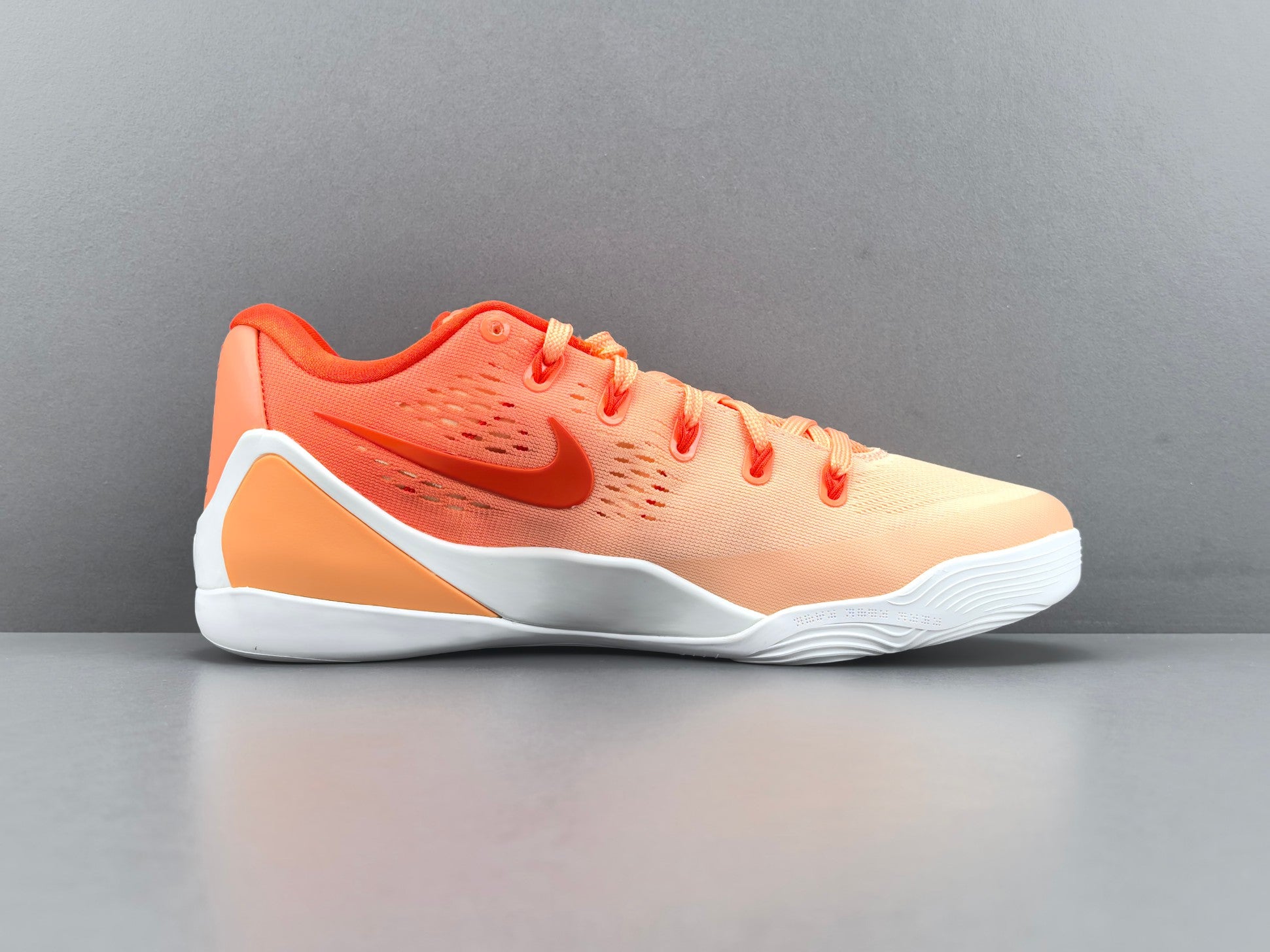 Nike Kobe 9 Elite EM Protro WNBA