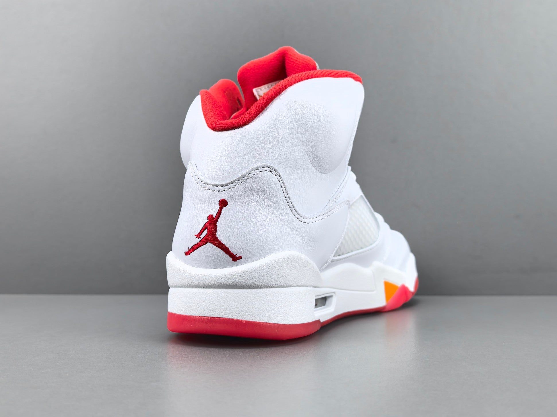 Air Jordan 5 Retro "White Sunset"